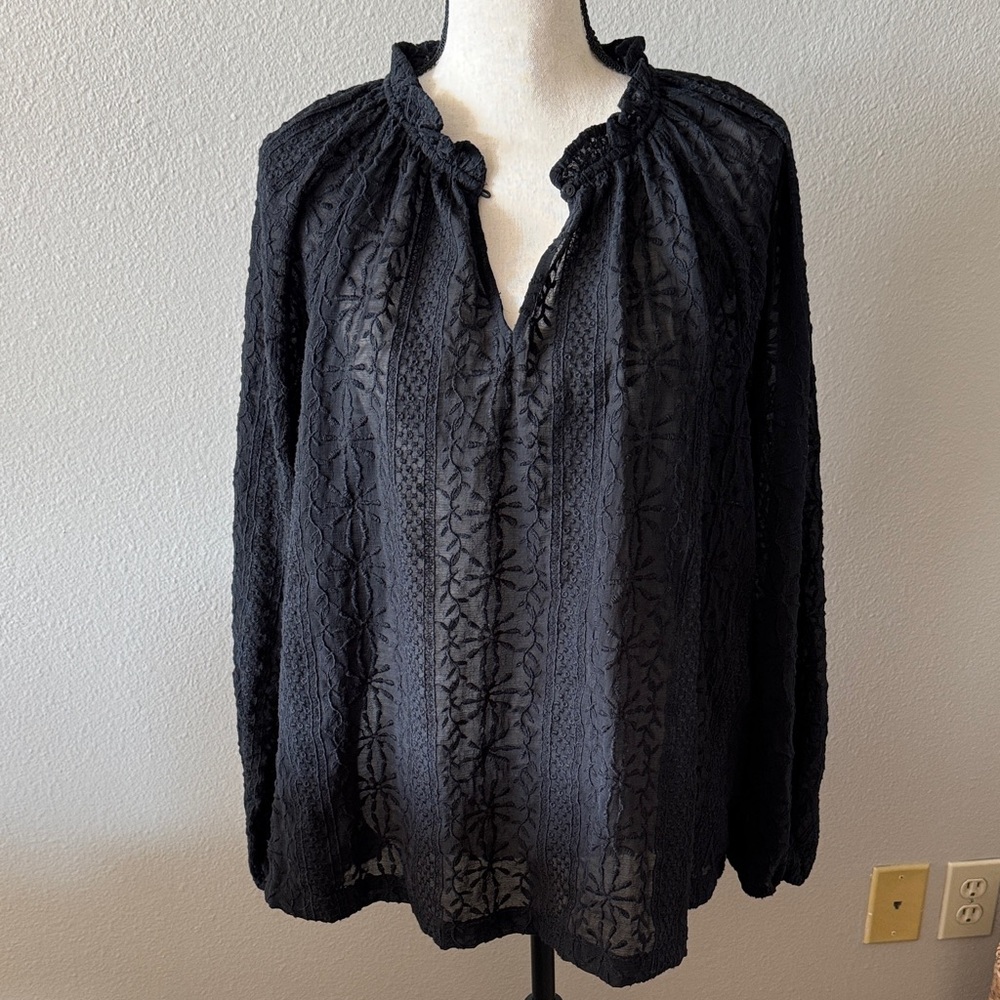 Old Navy Black Lace Blouse